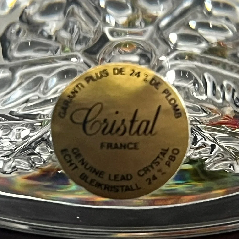 Avon Crystal Snowflake Paperweight Made in France 24 Percent Lead Crystal